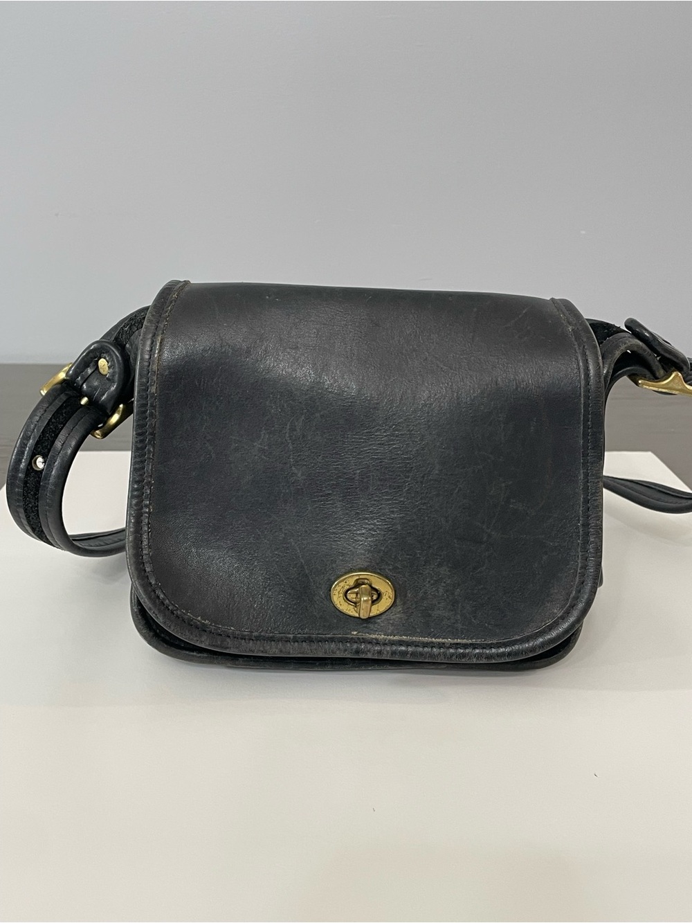 Vintage Coach 9965 Black Leather Crossbody Bag